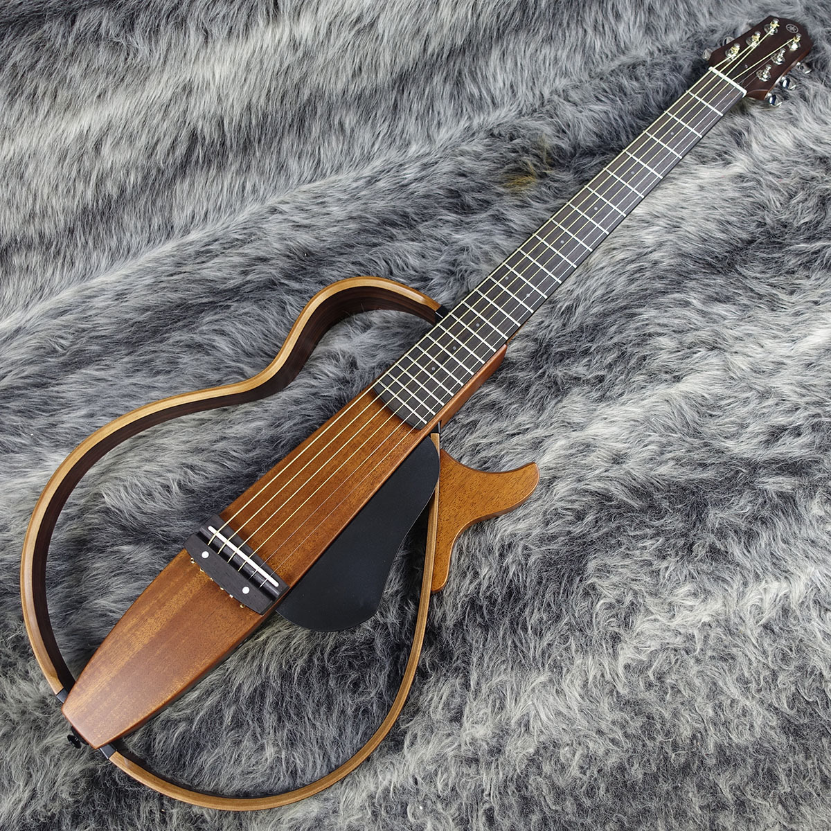 YAMAHA（ヤマハ）アコースティックギター SLG200S NT Amazon.com: Yamaha SLG200S NT Steel String Silent Guitar