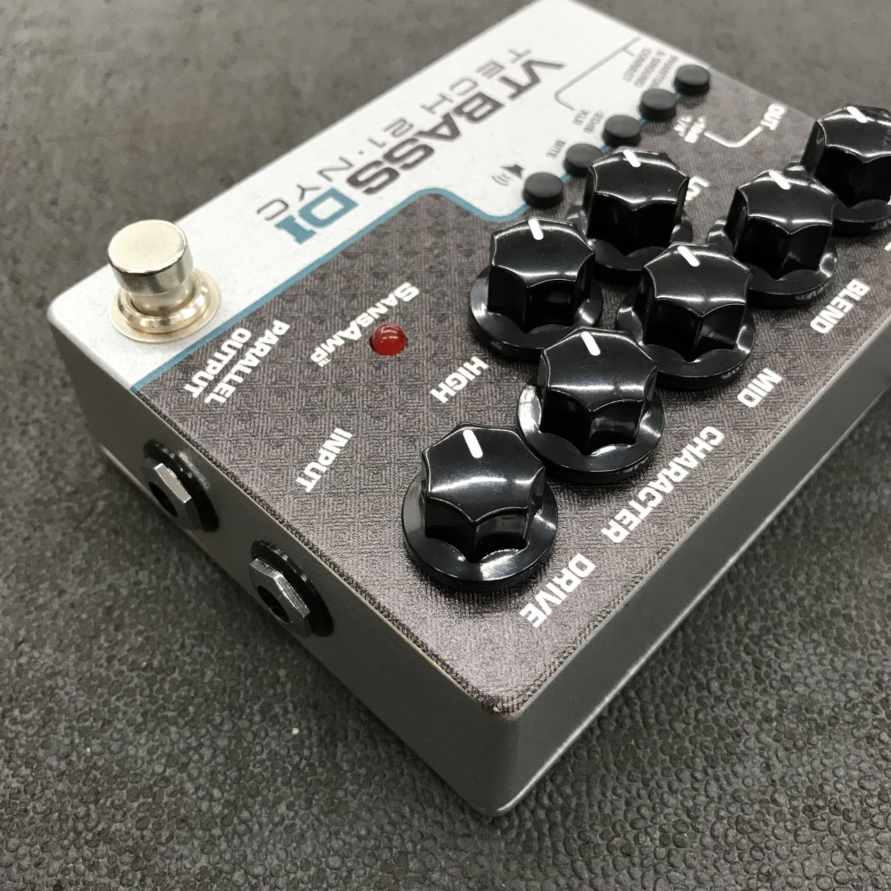 TECH21 VT Bass DI（中古）【楽器検索デジマート】