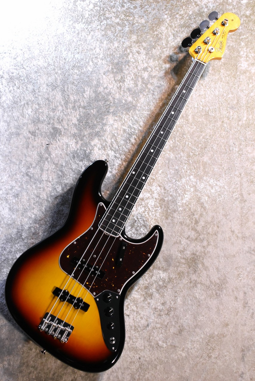 Fender American Vintage II 1966 Jazz Bass -3-Color Sunburst