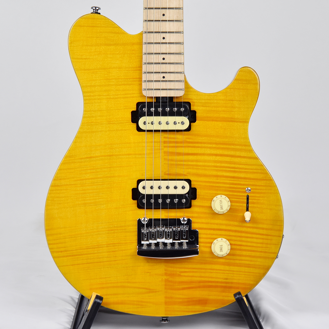 Sterling by MUSIC MAN AXIS AX3FM Flame Maple Trans Gold（新品 