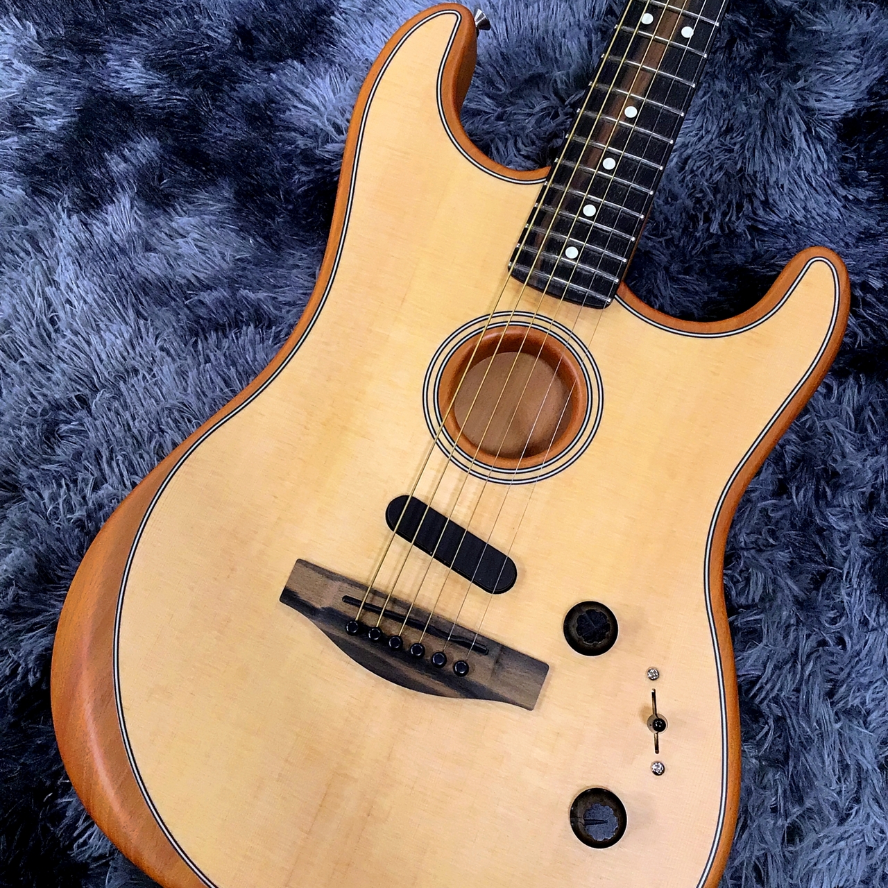Fender American Acoustasonic Stratocaster Natural【特価】【アコギ