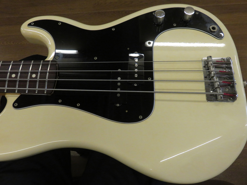 Fender Japan PB70-70US OWH（中古）【楽器検索デジマート】