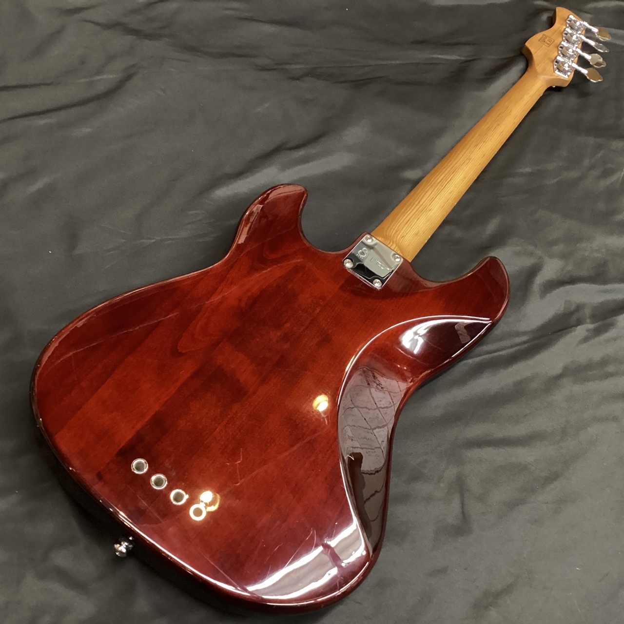 Sire P5 Alder-4 TS (サイアー 4弦 プレシジョンベースタイプ)（中古