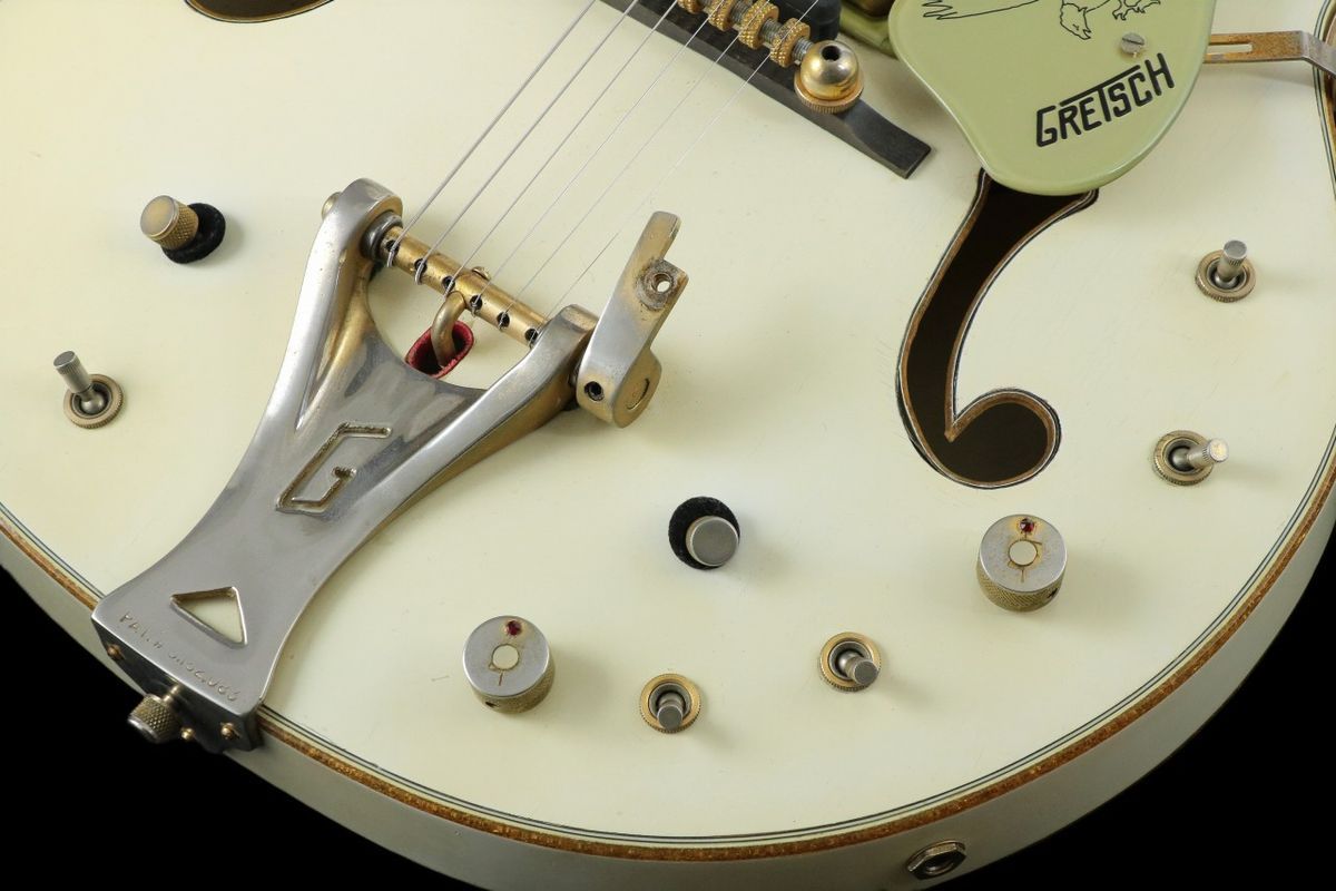 Gretsch 6137 White Falcon Stereo Double Cutaway 1965【御茶ノ水本店