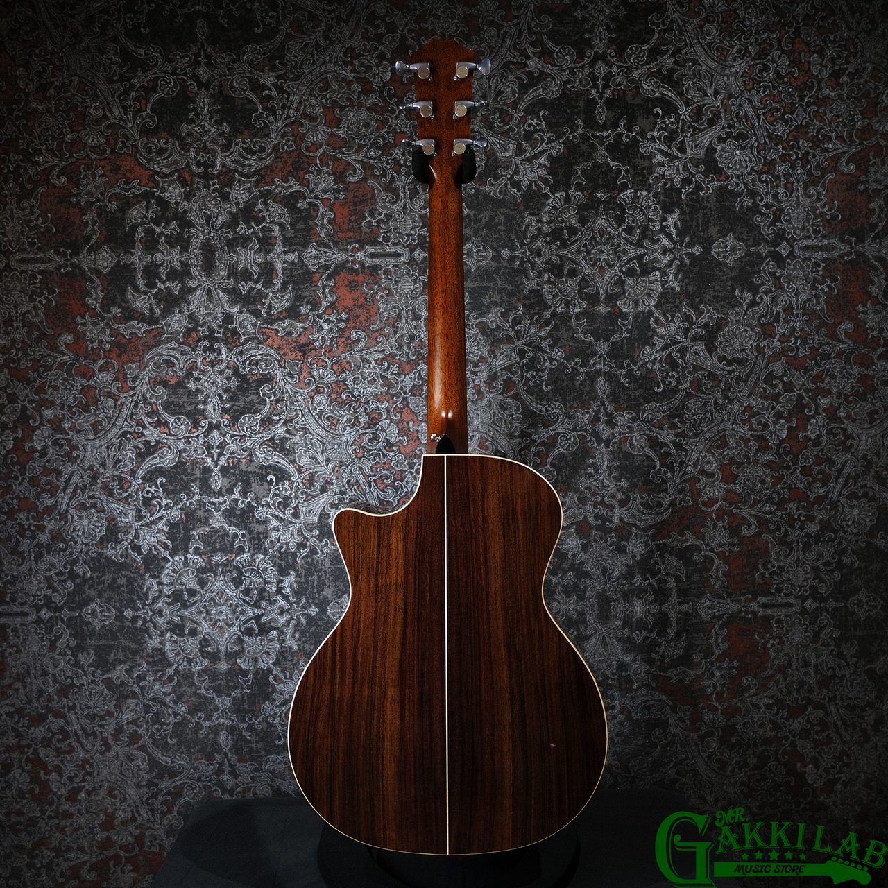 Taylor 814CE DLX V-CLASS オール単板【現物画像】（中古）【楽器検索