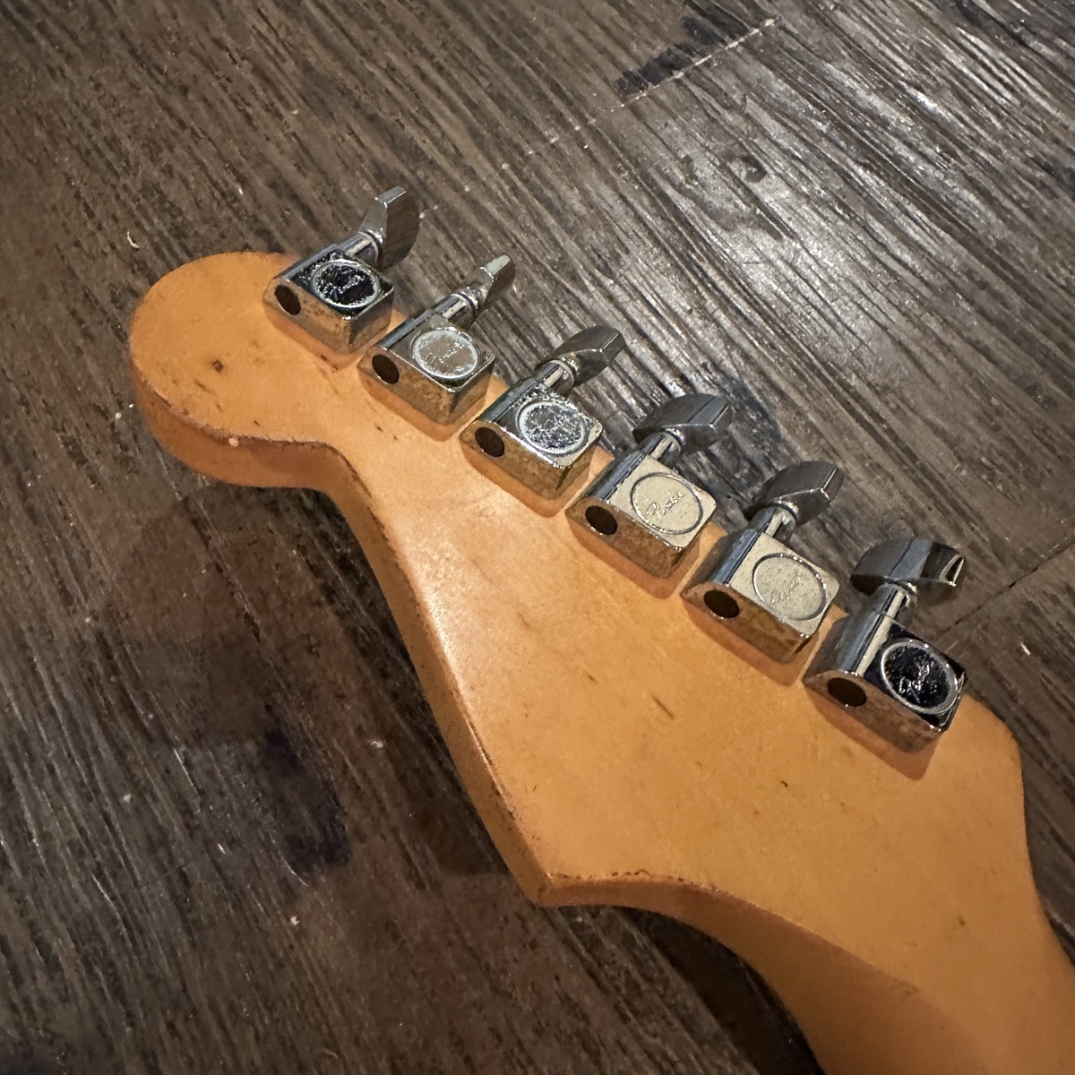 Fender Mexico Standard Stratocaster Electric Guitar エレキギター