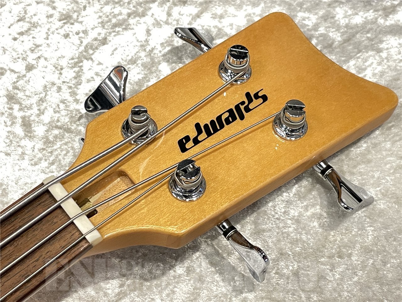 極美品！EDWARDS ベース　E-FT-75R　ケースつき 即納可能】EDWARDS E-GARAGE LTD PINK 渋谷店 - 【ESP直営