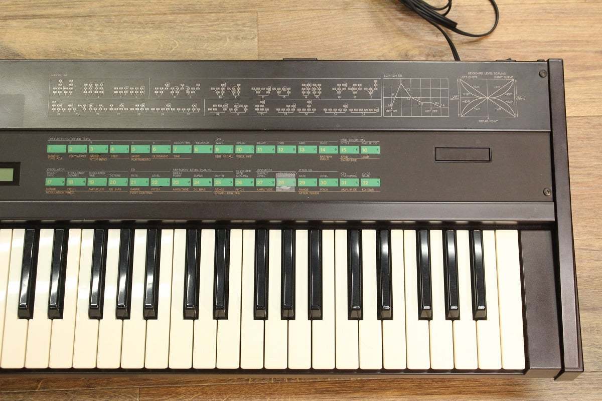 YAMAHA DX7 FM Synthesizer 【新宿店】（中古/送料無料）【楽器検索