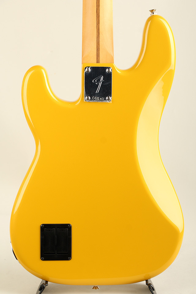 エレキベース　イエロー塗装ボディ　動作品 エレキベース イエロー塗装ボディ 動作品 Markbassからエレキベースの