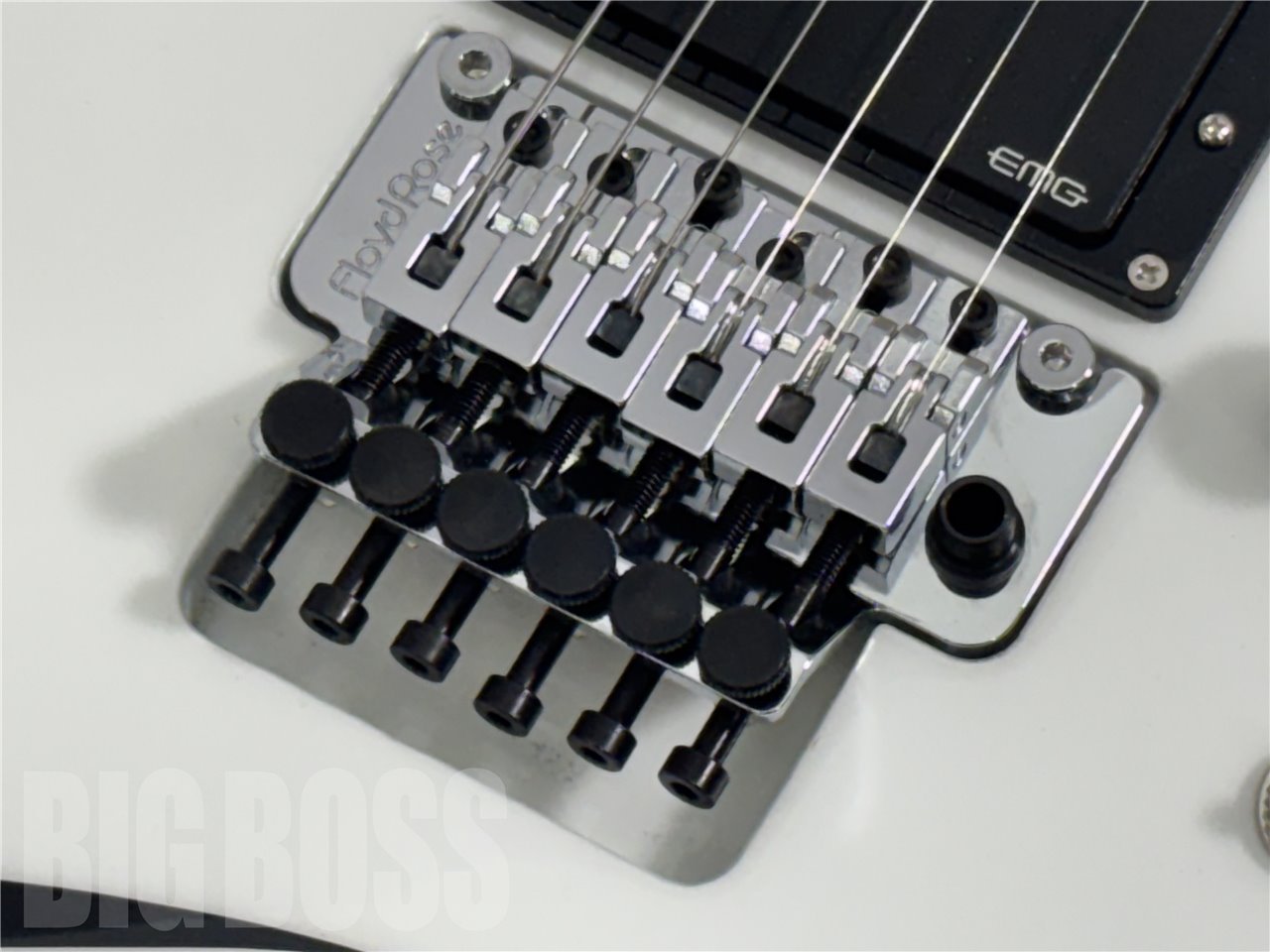 E-II SV (White, w/Black Stripes)（新品/送料無料）【楽器検索