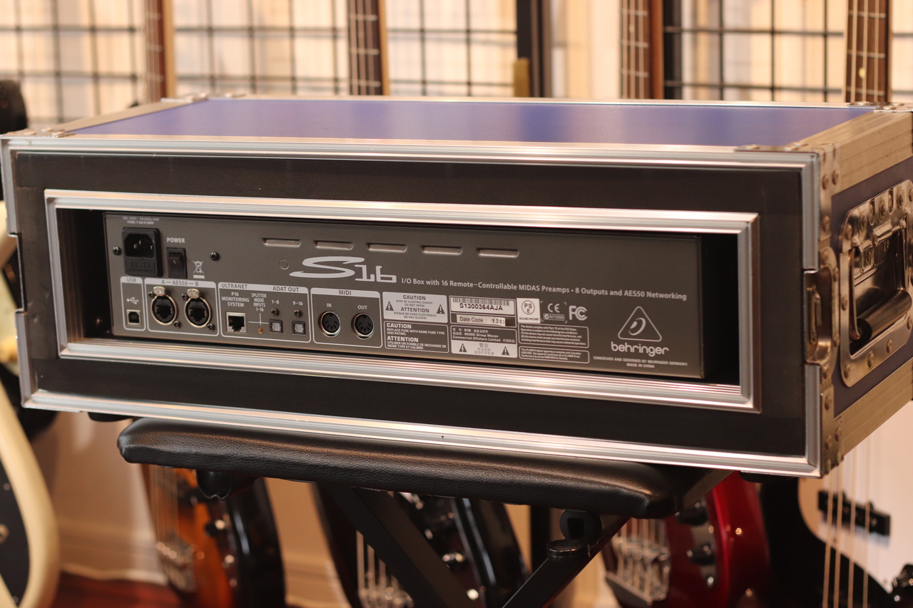 BEHRINGER S16 DIGITAL SNAKE I/O (ほぼ未使用品) w/ Shock Mount Rack