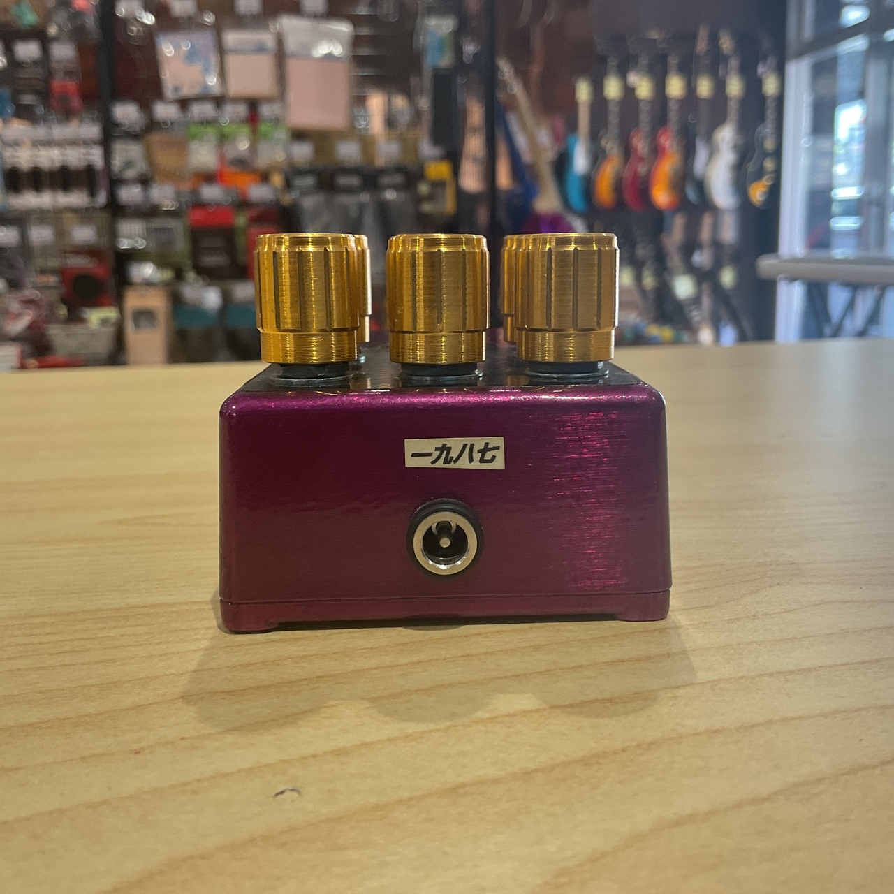 VeroCity Effects Pedals 一九八七（中古）【楽器検索デジマート】