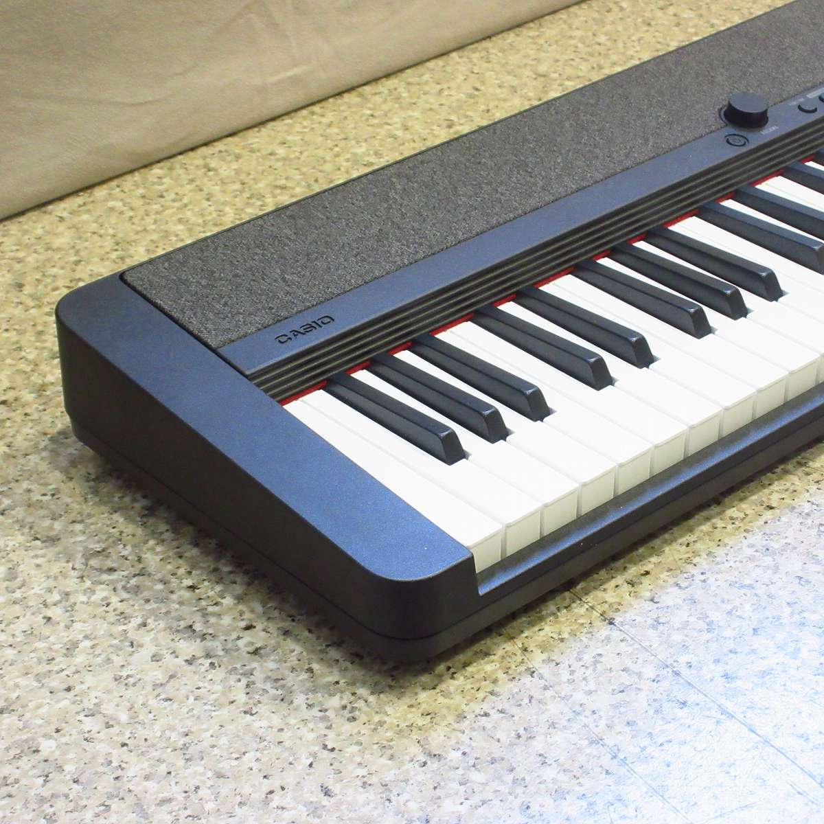 Casio CT-S1-76 BK スタイリッシュな76鍵盤キーボード 【横浜店