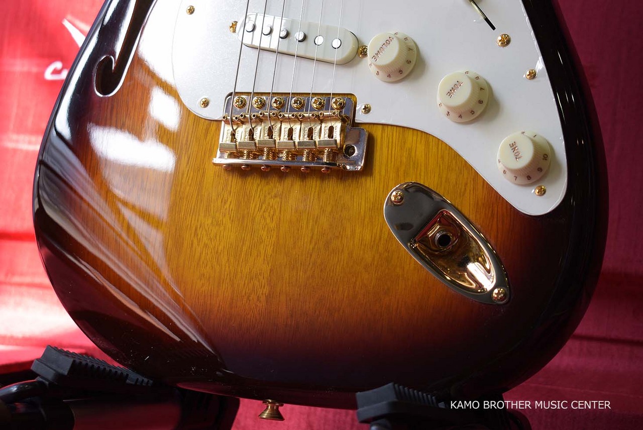 Fender Custom Shop Artisan Korina Stratocaster Chocolate 3-Color