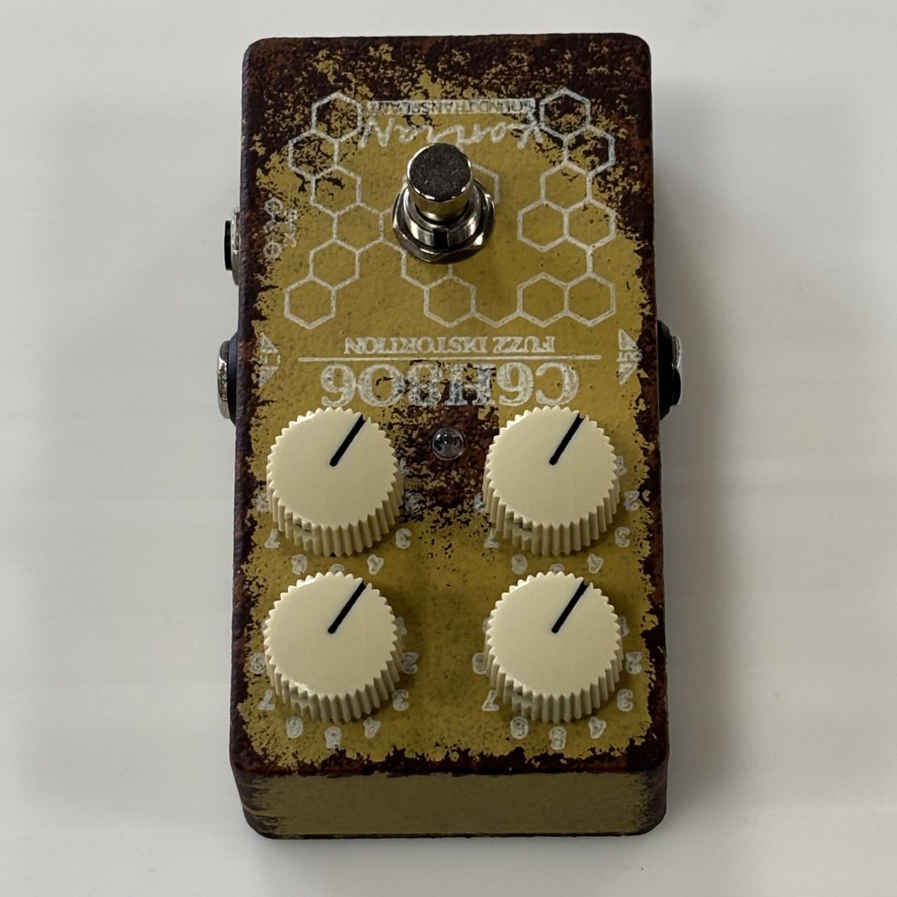 KarDiaN C6H8O6 コンパクトエフェクター ビタミンC ファズ【美麗