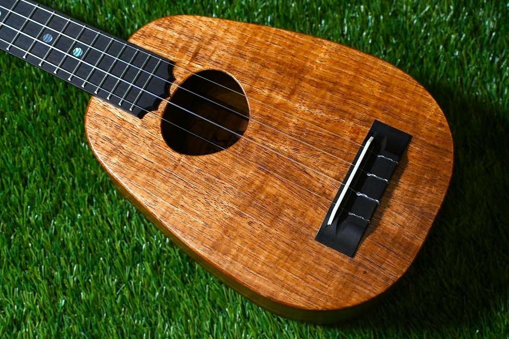 Koaloha KSM-13 Pikake Soprano Longneck Pineapple（新品）【楽器検索