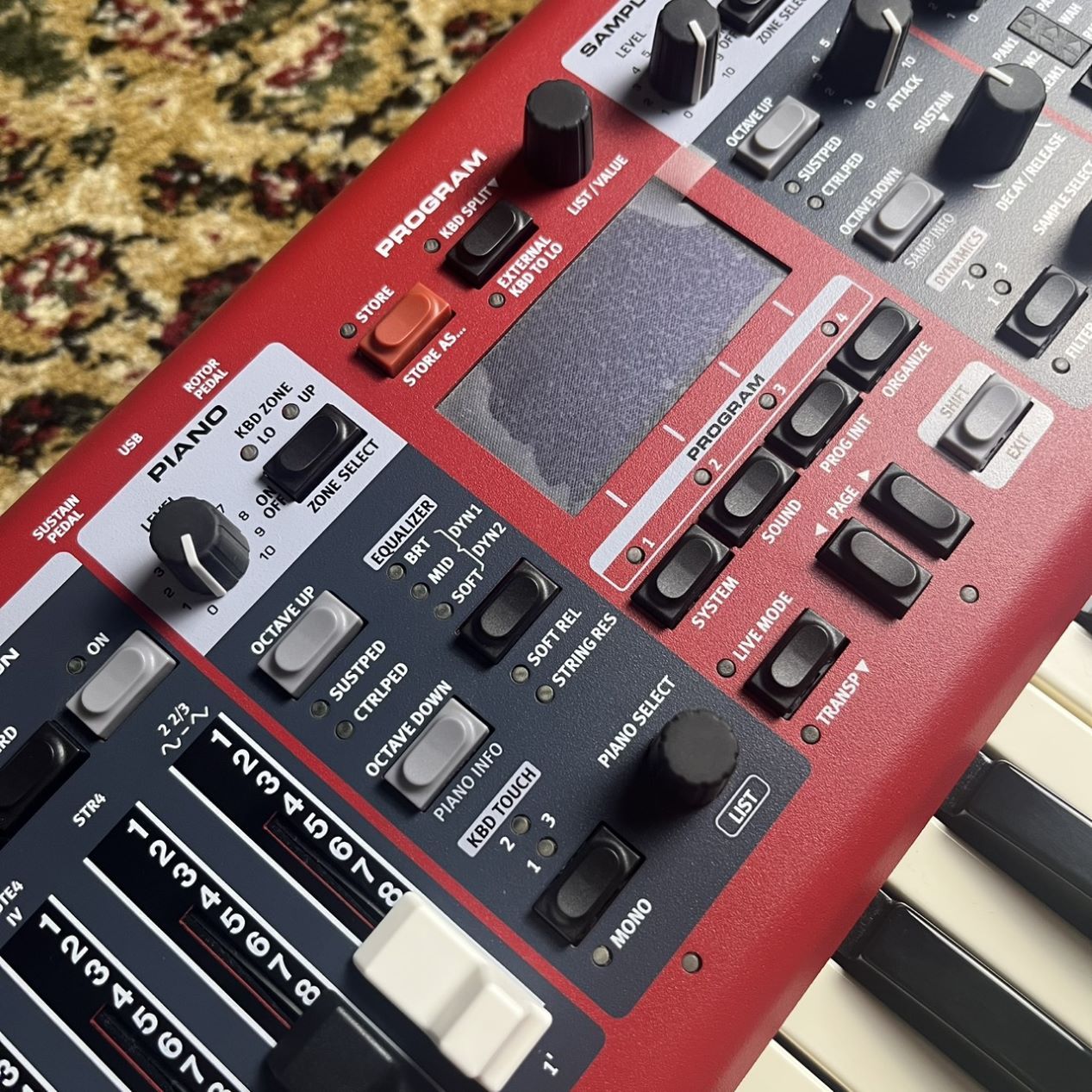 Nord 【展示品特価！】Electro 6D 61鍵盤 ステージキーボード（B級特価