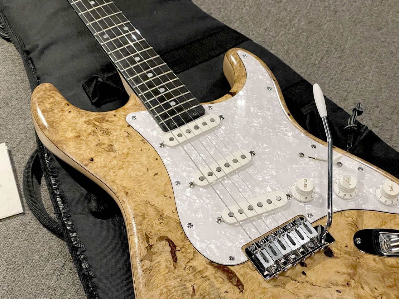 Psychedelic Guitars TUNE ストラトキャスター ギター Psychedelic Guitars:Stratocaster