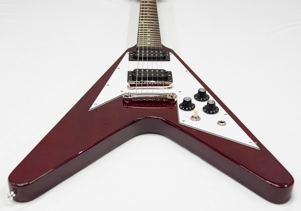美品！　EDWARDS エレキギター 赤 V型 Amazon | EDWARDS E-BASS V Sparkling Fiesta Red エドワーズ