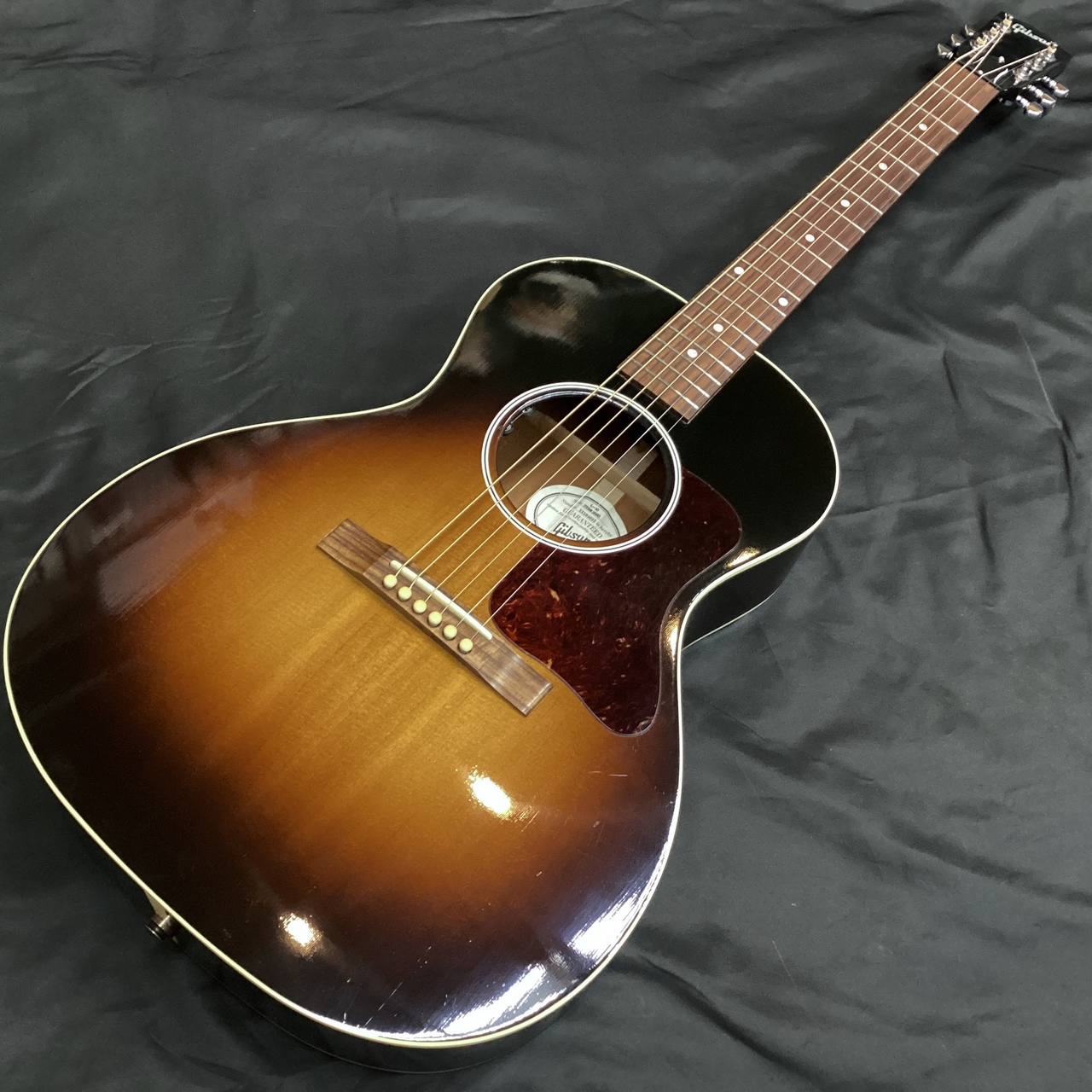 Vintage VL-00 ダブルオー アコースティックギター 小ぶりボディ oo15m-rr.jpg