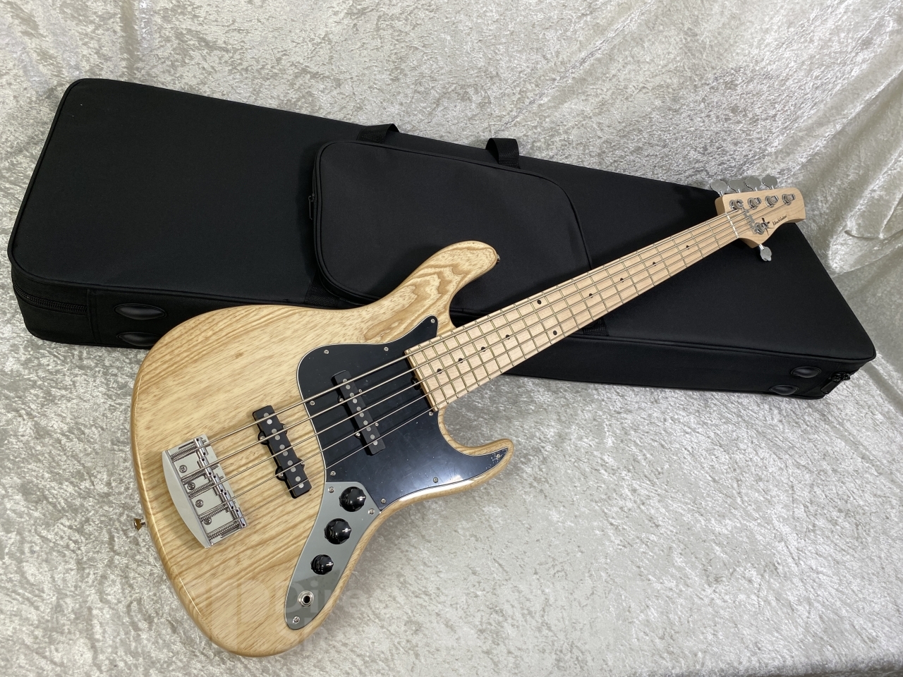 Kikuchi Guitars Hermes 