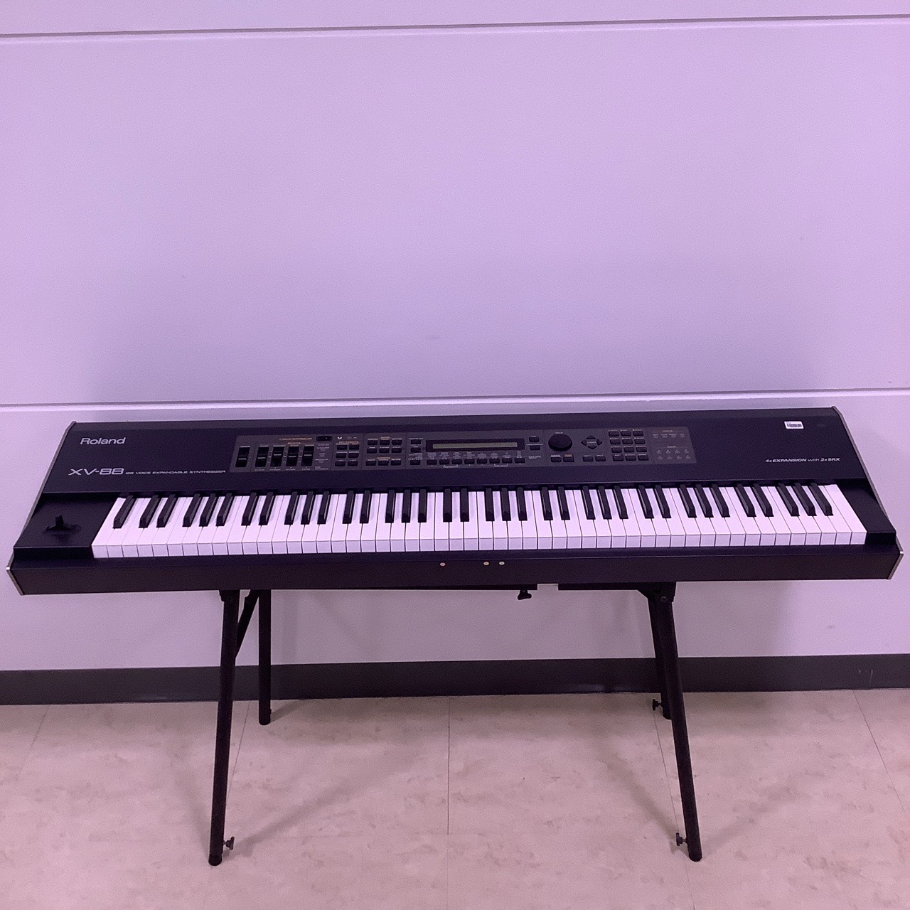 ROLAND ８８鍵ピアノタッチ シンセサイザー XV-88 - 鍵盤楽器、ピアノ