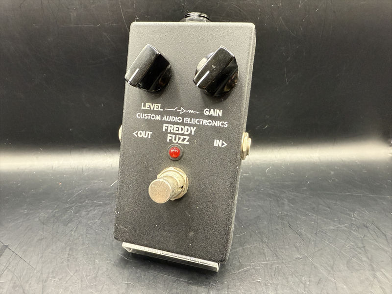 ギター Custom Audio Electronics Freddy Fuzz CAE Freddy Fuzz Sound Check 【魔法の箱研究所】 - YouTube