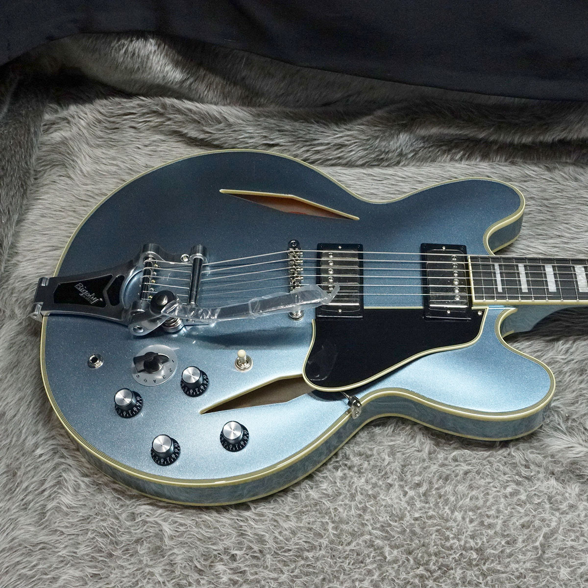 Epiphone Shinichi Ubukata ES-355 Custom Bigsby Pelham Blue（新品