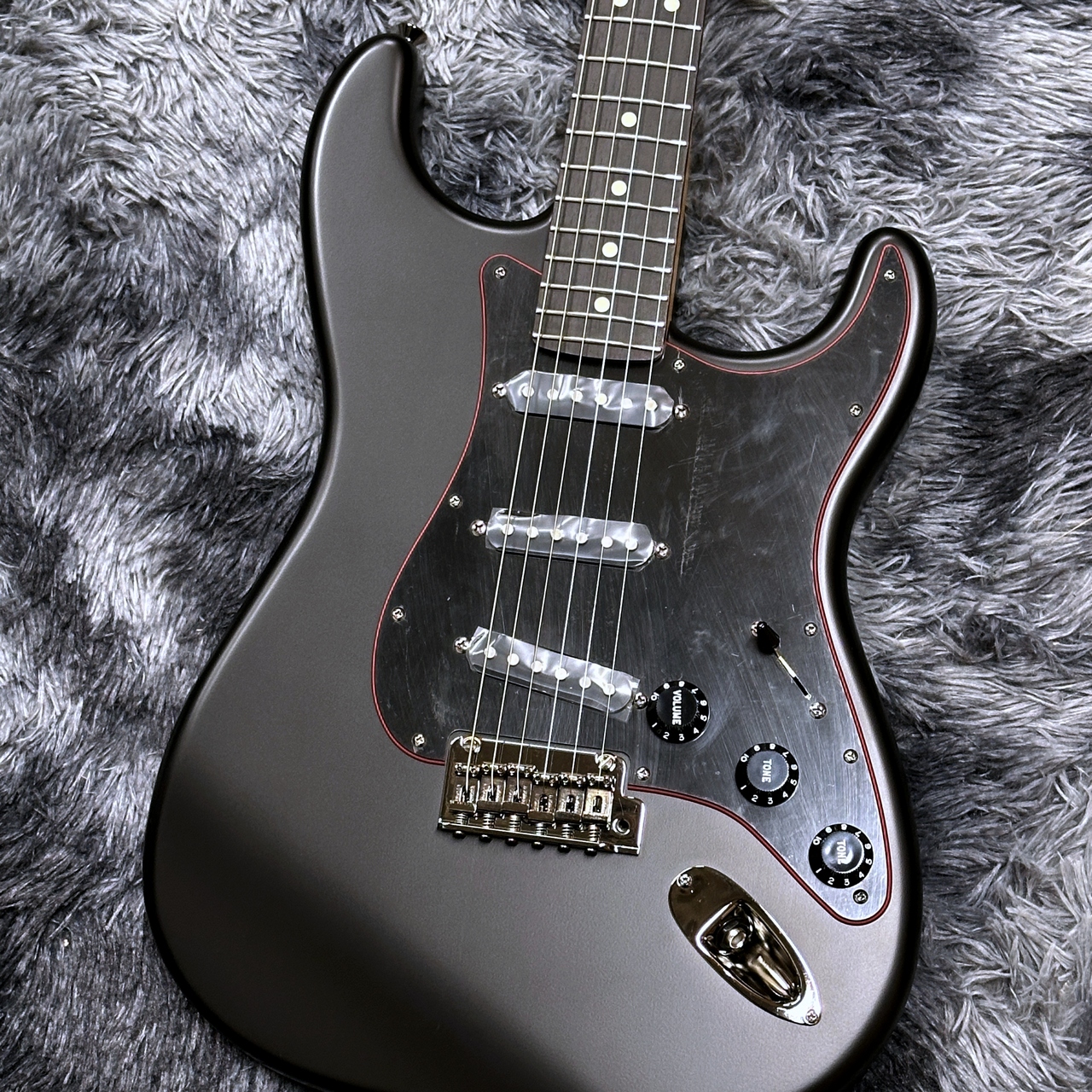 Fender Made in Japan Limited Hybrid II Stratocaster Noir