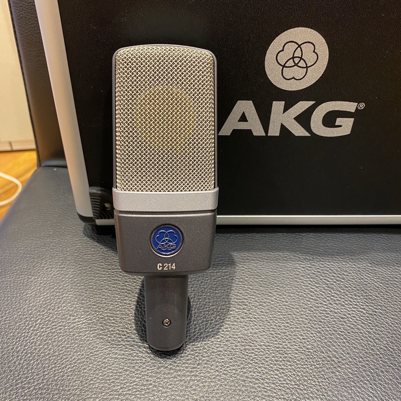 AKG C214【コンデンサーマイク】 【現物画像】（中古/送料無料）【楽器 