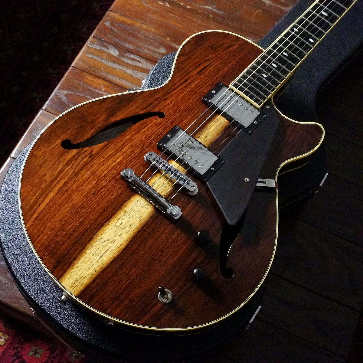 Sadowsky Semi-Hollow Model Limited Jacaranda Top 2021（中古