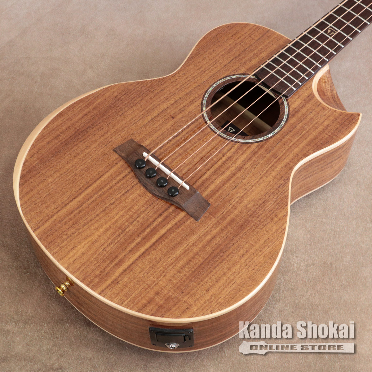 Traveler Guitar Redlands Concert Bass, Koa（新品/送料無料）【楽器