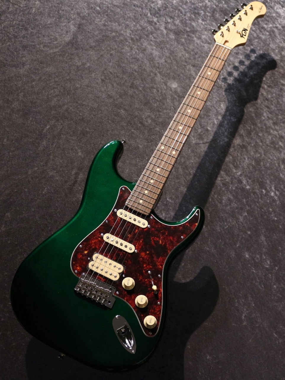 FUJIGEN KNST10R FGNストラト美品！ 楽天市場】フジゲン ストラトの通販