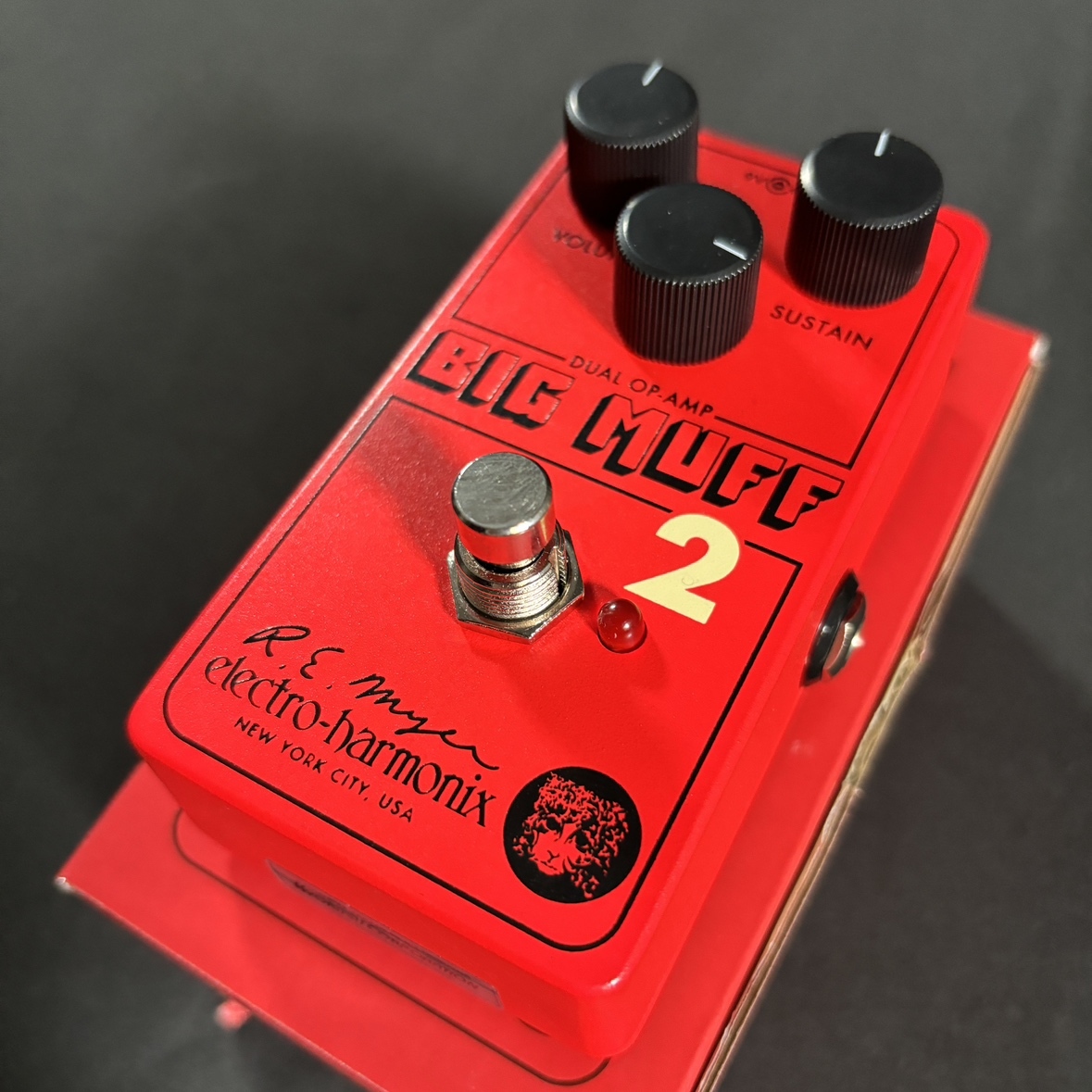 Electro-Harmonix BIG MUFF PI 2（新品/送料無料）【楽器検索デジマート】