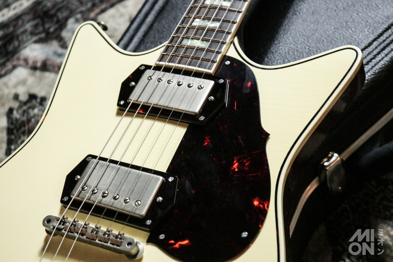 Frank Brothers 【試奏動画有】Arcade One Nicotine White 2025（新品