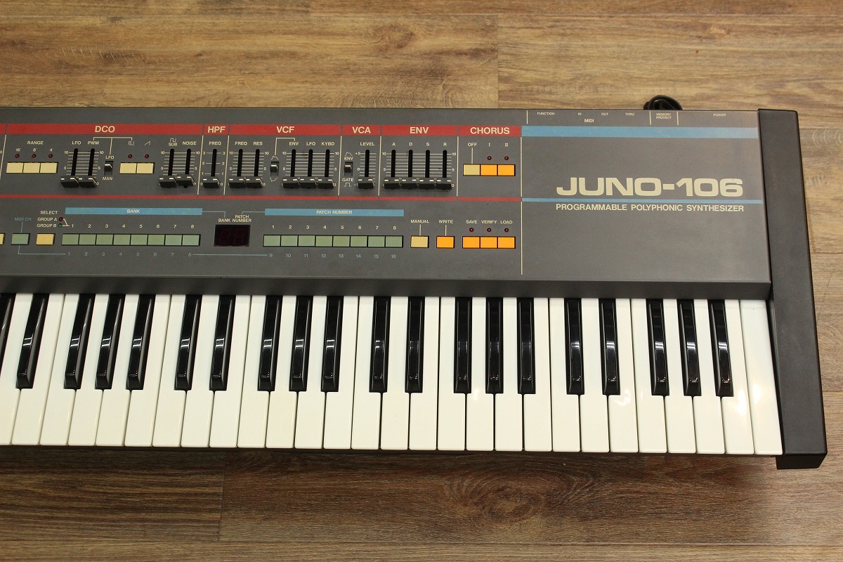 Roland JUNO-106 
