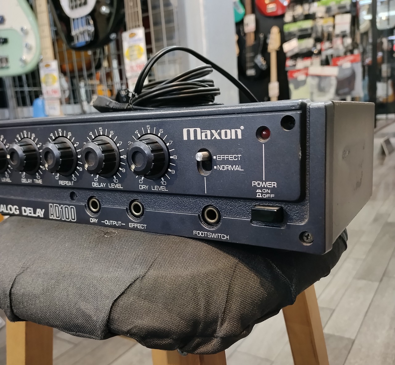 Maxon アナログディレイ AD100 訳あり Maxon アナログディレイ AD100 訳あり Maxon AD100（中古）【楽器検索