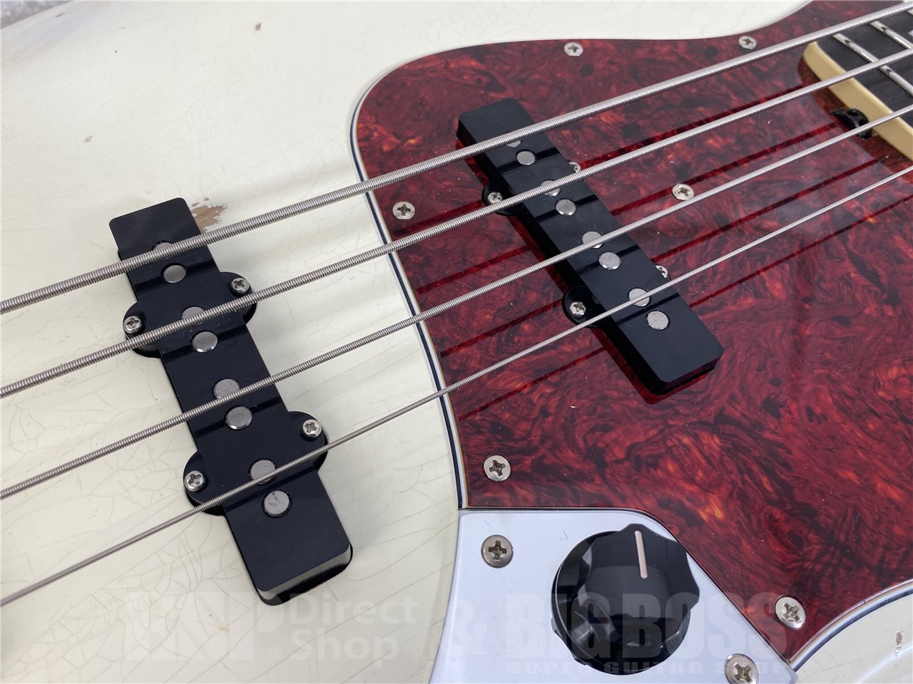 Red House General J4 with HVC option (Olympic White Heavy Aged