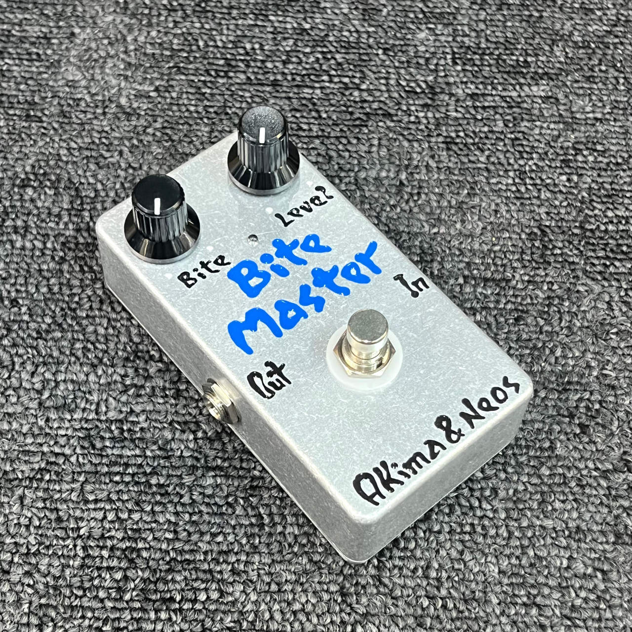 Akima&Neos Bite Master