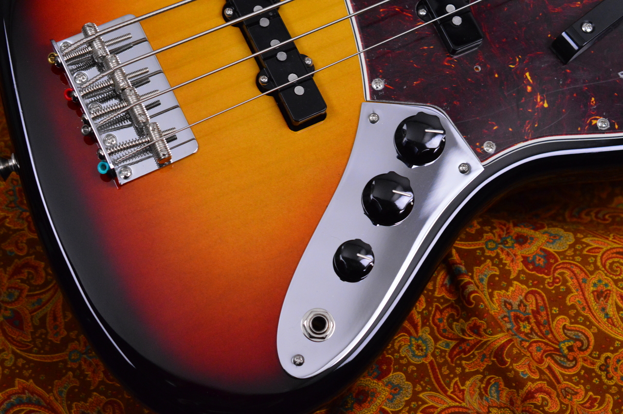 Fender AMERICAN VINTAGE II 1966 JAZZ BASS / 3-Color Sunburst（新品