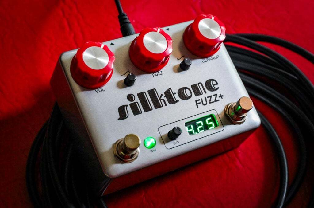 Silktone Fuzz ファズ　動作チェックのみ新品同様品 Silktone Fuzz