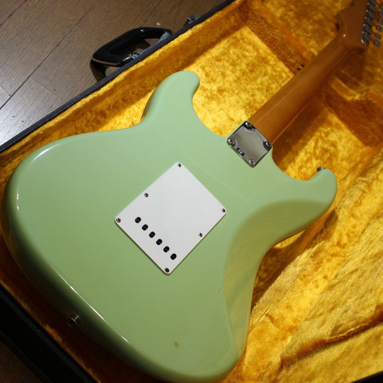 Fender American Vintage 62 Stratocaster Thin Lacquer Surf Green