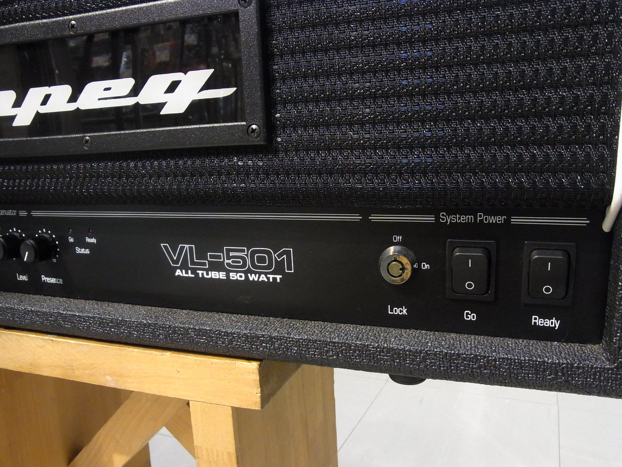 Ampeg VL-501（中古）【楽器検索デジマート】