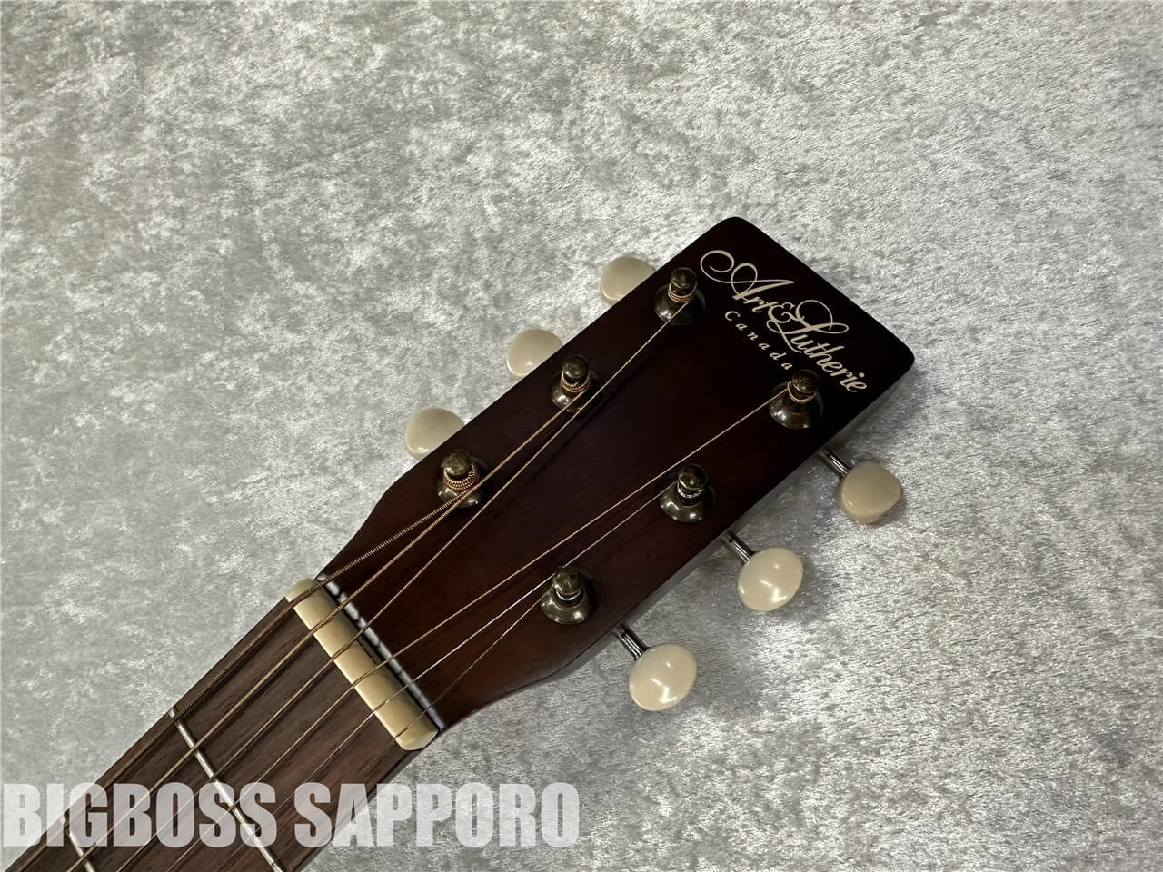 Art&Lutherie Roadhouse A/E (Faded Black)（新品/送料無料）【楽器検索デジマート】