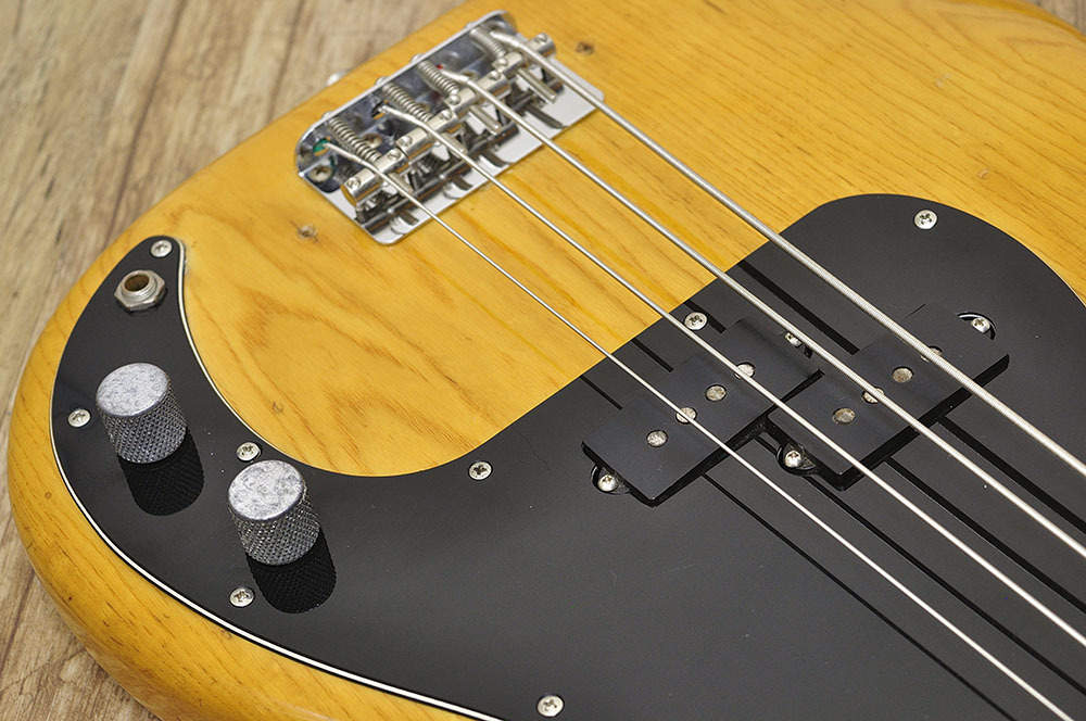 Fender 1982 Precision Bass（ビンテージ）【楽器検索デジマート】