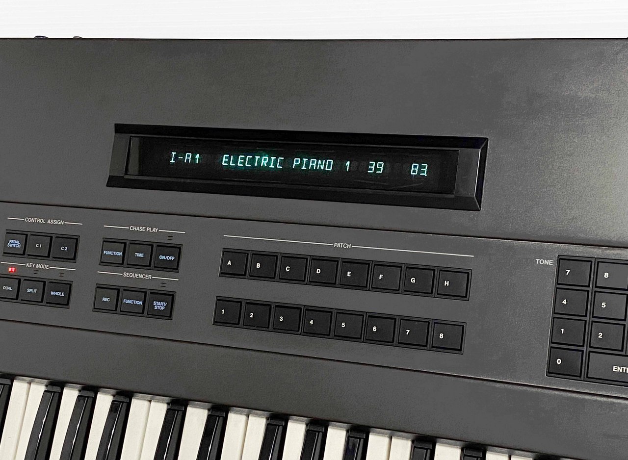 Roland JX-10（中古）【楽器検索デジマート】