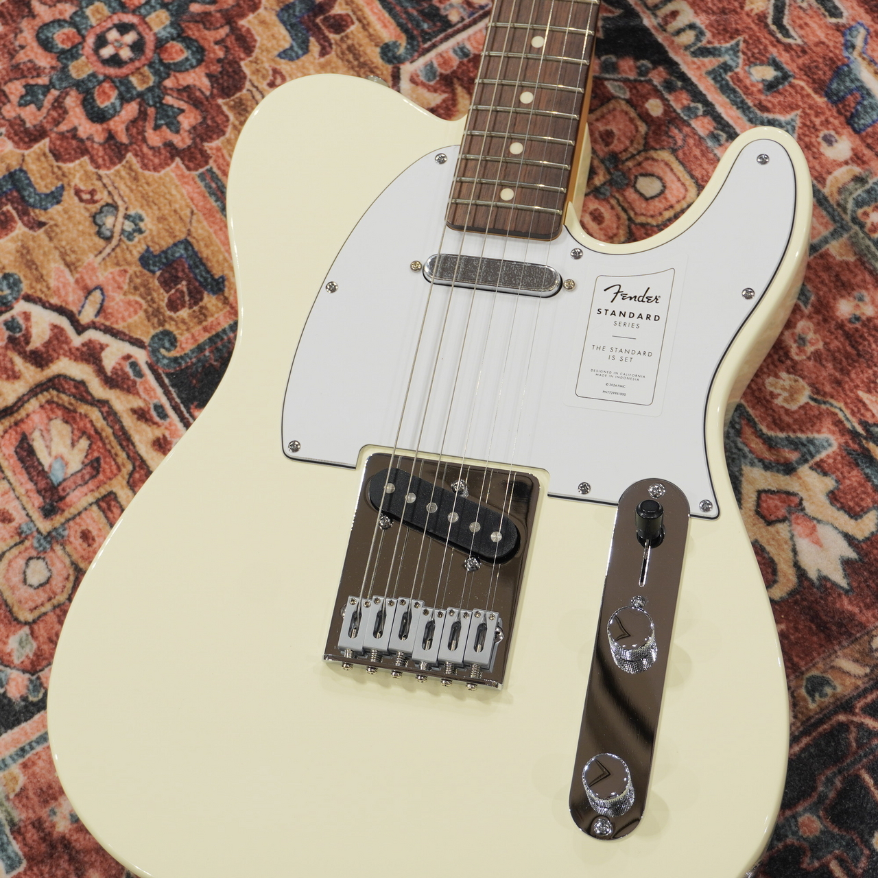 Fender Standard Telecaster Olympic White / Laurel【フェンダーの