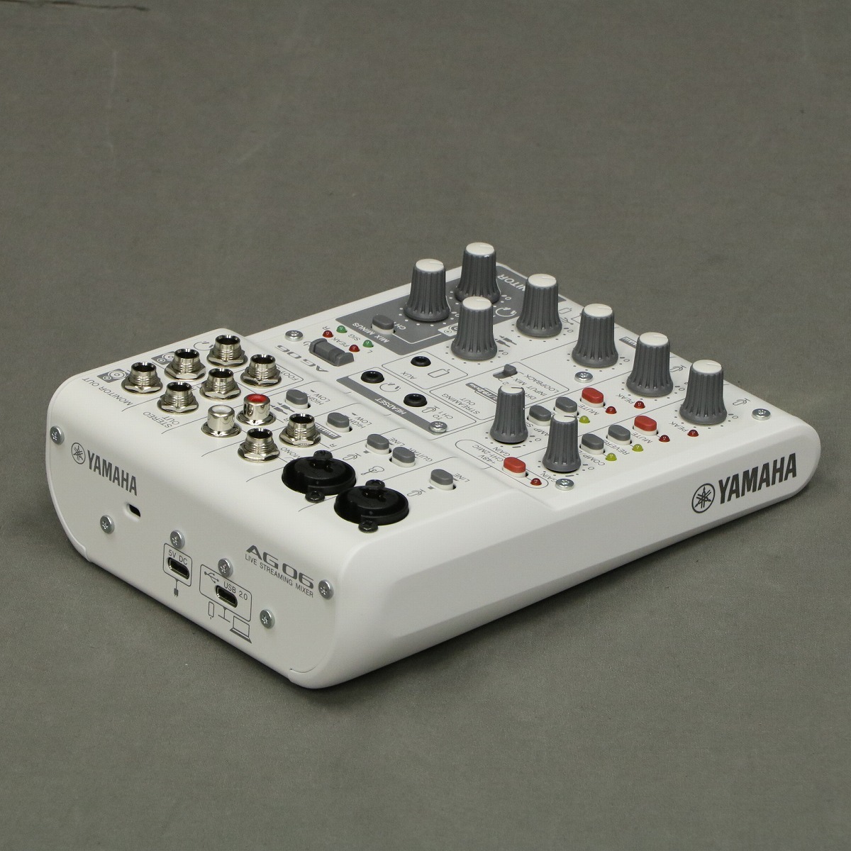 【新品】 YAMAHA AG06MK2 ホワイト YAMAHA ( ヤマハ ) AG06MK2 W 6chライブストリーミングミキサー