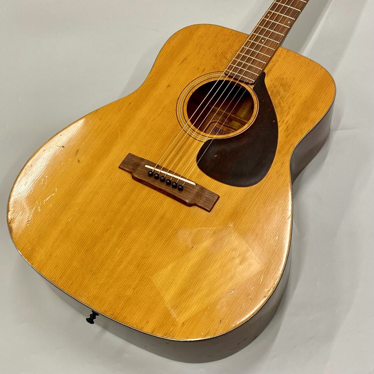 ヤマハFG140赤ラベル 極上品 YAMAHA FG-140をレビュー【赤ラベルの評価】 | アコギマニアのブログ