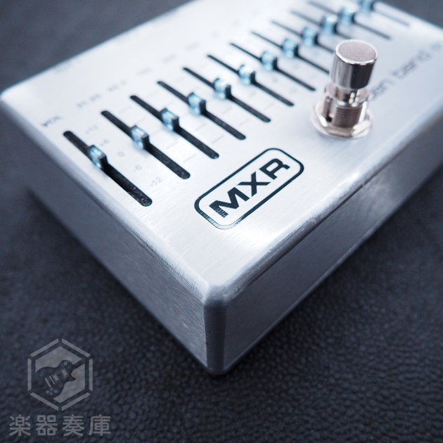 Graphic-EQ　10-Band　BLK【正規輸入品】　数量限定】MXR(エムエックスアール)　楽器、器材　M108SE　LIMITED